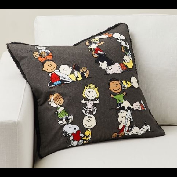 Pottery Barn Peanuts “LOVE” Happy Valentines Charlie Brown Pillow Cover … - Picture 6 of 16